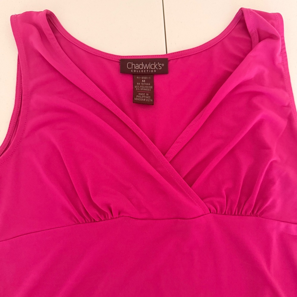 Chadwick's Collection Magenta Pink Surplice V-Neck Sleeveless Top Medium 41-4981